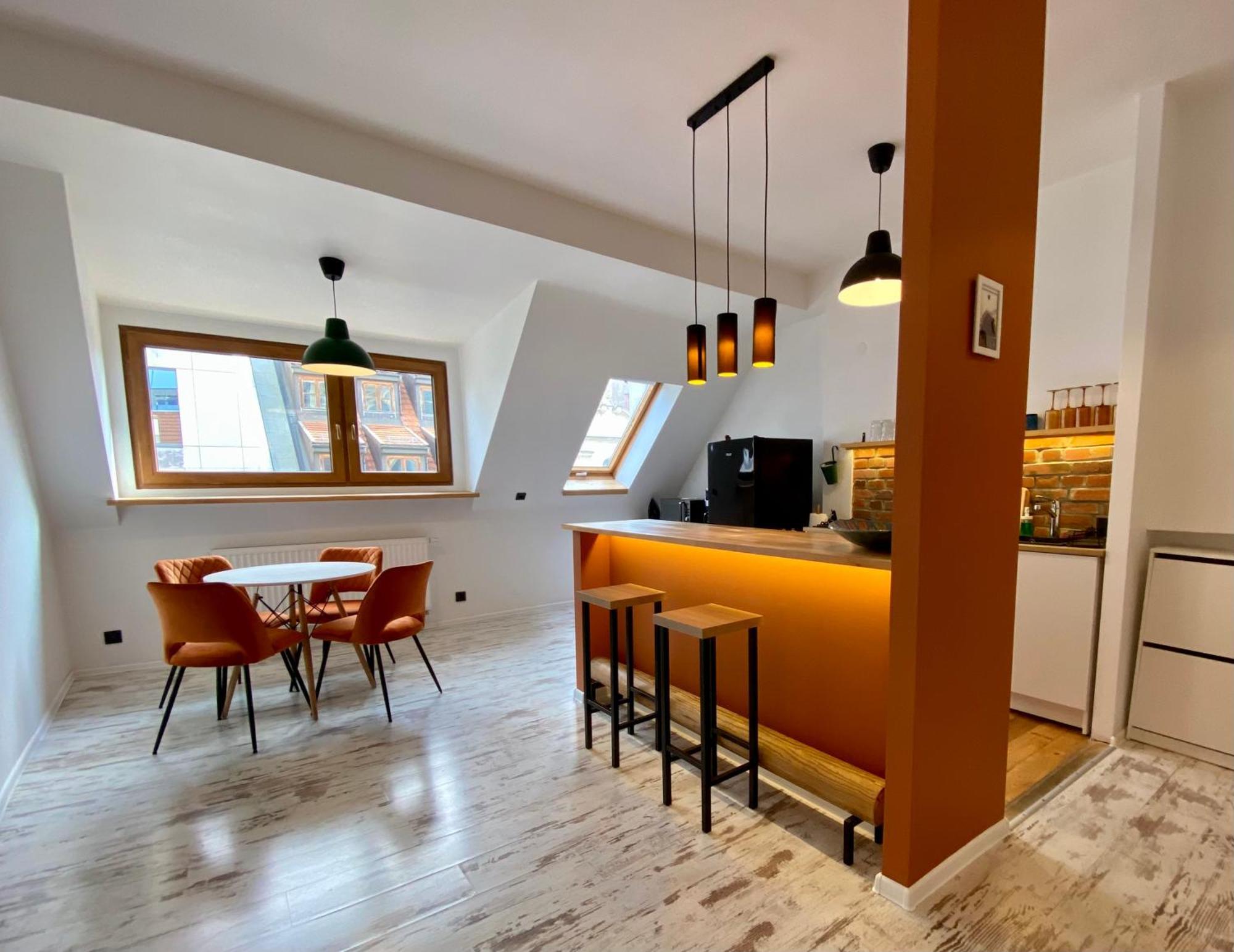 Apartmán 93 M2 Rynek Kino Na Dachu Self Check-In Vratislav Exteriér fotografie